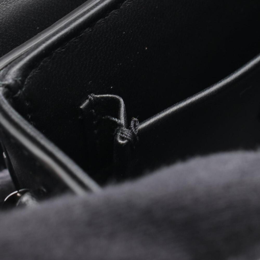 CHRISTIAN DIOR Black Leather Shoulder Bag - Picture 5 of 10